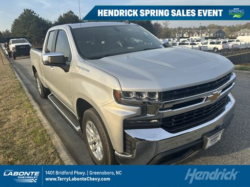 Used 2020 Chevrolet Silverado 1500 LT image 1