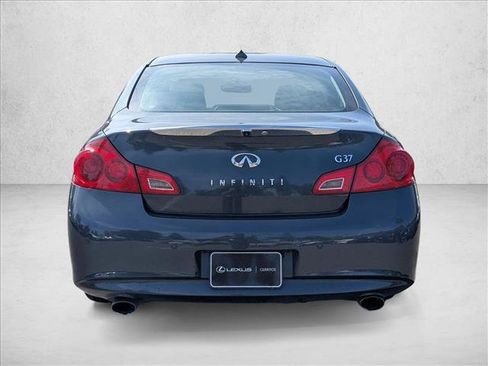 Used 2011 INFINITI G37 Journey w/ Premium Pkg image 6