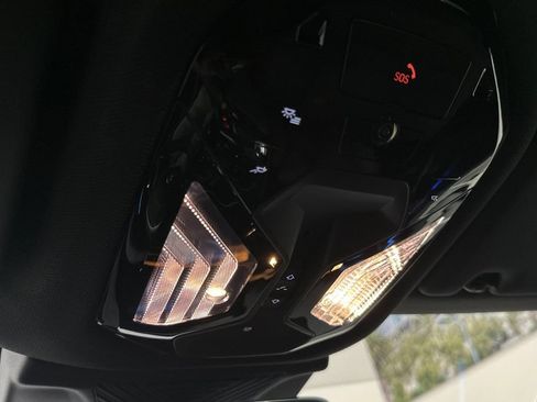 Used 2026 BMW i5 M60 w/ Premium Package RWD image 36