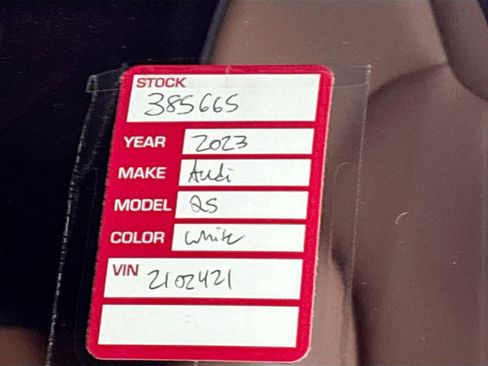 Used 2023 Audi Q5 e Prestige w/ Prestige Package image 26