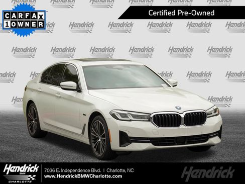 Used 2023 BMW 530e w/ Premium Package RWD image 1