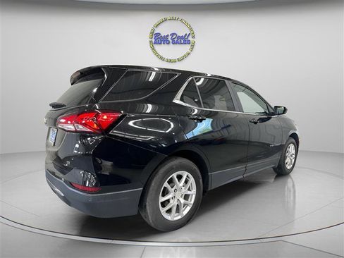 Used 2023 Chevrolet Equinox LT w/ Driver Convenience Package FWD image 5