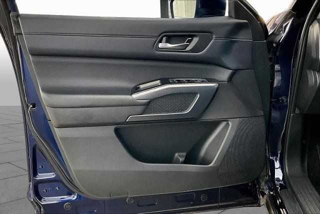 Certified 2023 Nissan Pathfinder SL w/ SL Premium Package FWD image 22