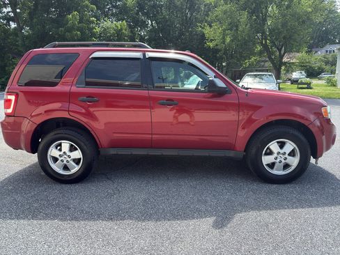 Used 2012 Ford Escape XLT AWD/4WD image 6