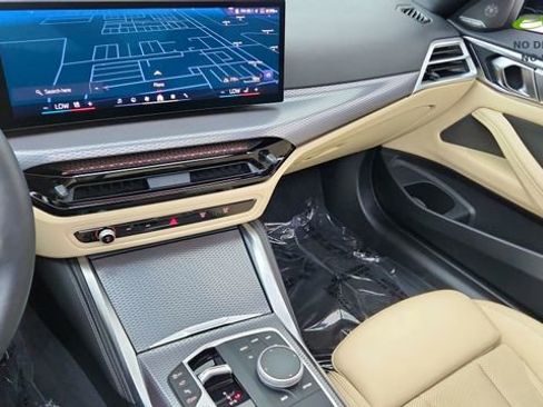 Used 2026 BMW M440i Coupe RWD image 38
