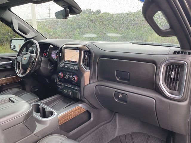 Used 2020 Chevrolet Silverado 1500 High Country w/ Technology Package AWD/4WD image 30