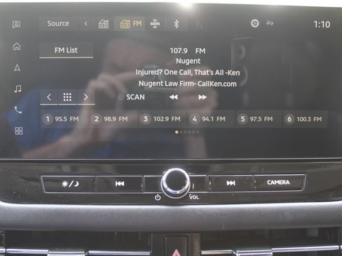 Used 2025 Mitsubishi Outlander SE AWD/4WD image 46