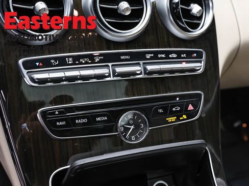 Used 2018 Mercedes-Benz C 300 4MATIC Sedan image 19