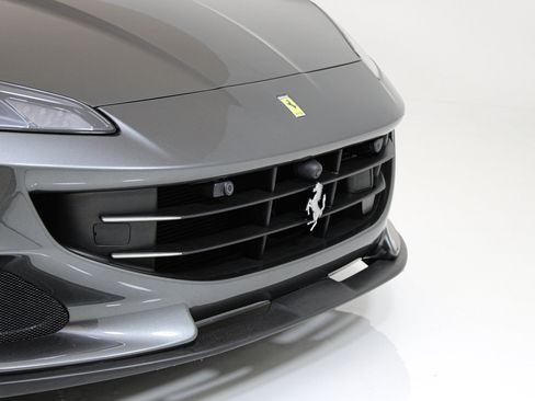Certified 2022 Ferrari Portofino M RWD image 16