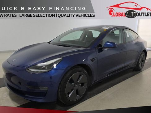 Used 2023 Tesla Model 3 Standard Range RWD image 1