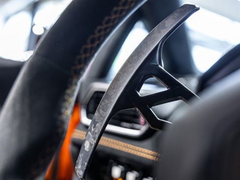 Used 2018 Lamborghini Huracan Performante AWD/4WD image 50