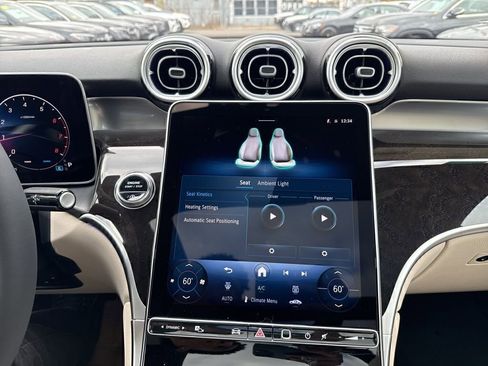 New 2026 Mercedes-Benz GLC 300 4MATIC image 37