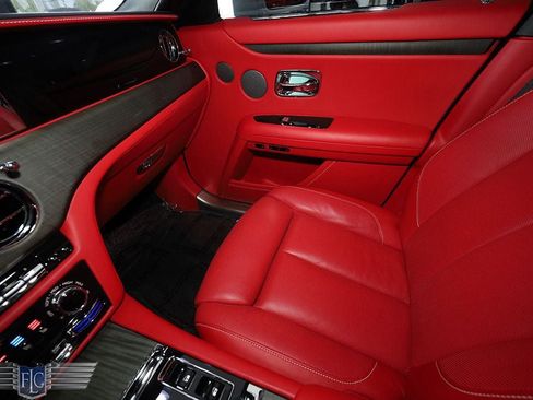 Used 2024 Rolls-Royce Ghost AWD/4WD image 29