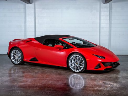 Used 2024 Lamborghini Huracan EVO AWD/4WD image 10