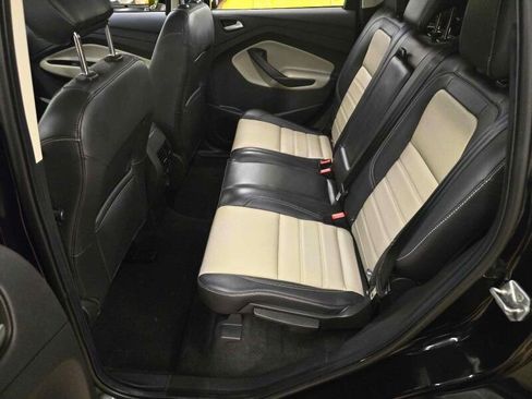 Used 2019 Ford Escape SEL image 8