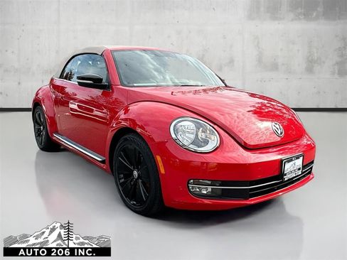 Used 2013 Volkswagen Beetle 2.0T image 1