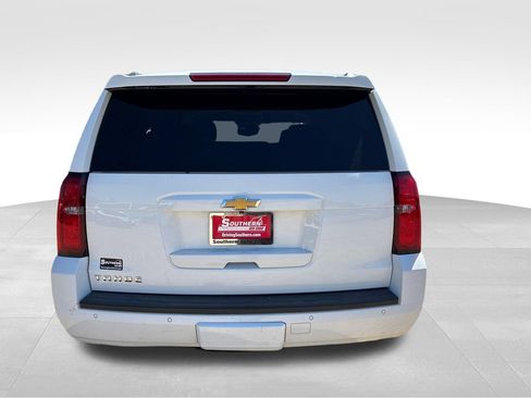 Used 2015 Chevrolet Tahoe LT w/ Luxury Package AWD/4WD image 4