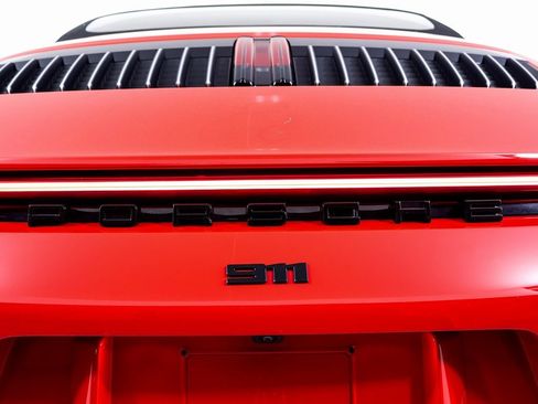 Certified 2024 Porsche 911 Carrera 4S image 20