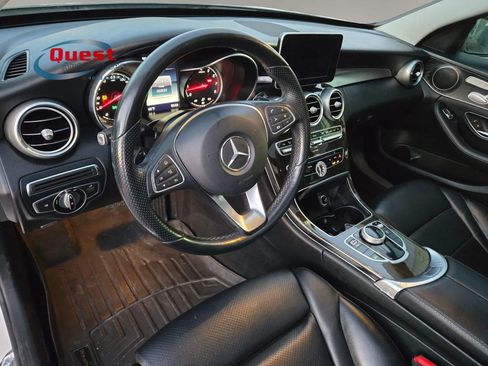 Used 2017 Mercedes-Benz C 300 4MATIC Sedan image 30