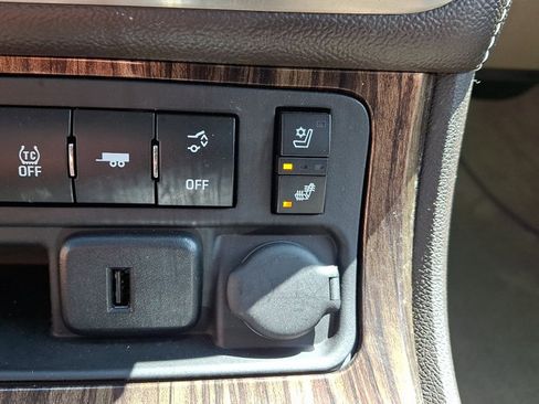 Used 2015 GMC Acadia Denali AWD/4WD image 28