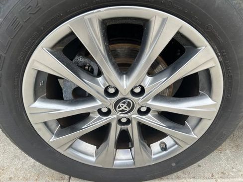 Used 2016 Toyota RAV4 Limited AWD/4WD image 9