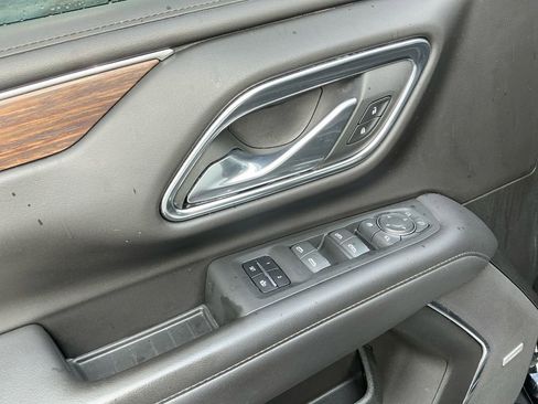 Used 2023 Chevrolet Tahoe High Country image 16