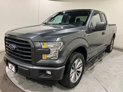 Used 2017 Ford F150 XL w/ Equipment Group 101A Mid AWD/4WD image 3