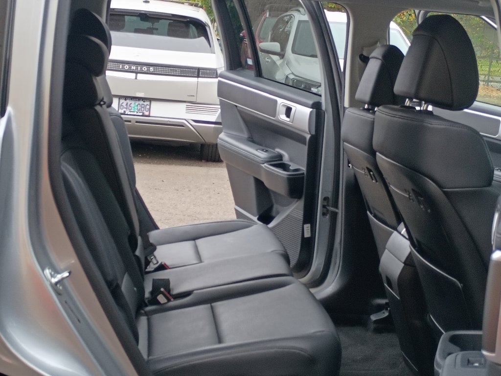 Certified 2025 Hyundai Santa Fe SEL AWD/4WD image 18