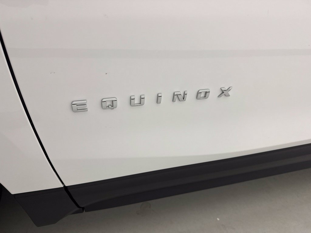 Used 2018 Chevrolet Equinox LT FWD image 13