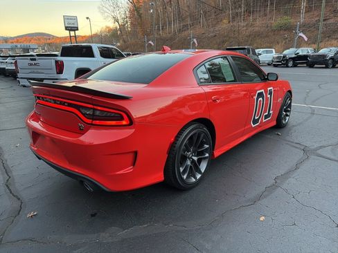 Used 2022 Dodge Charger Scat Pack image 4
