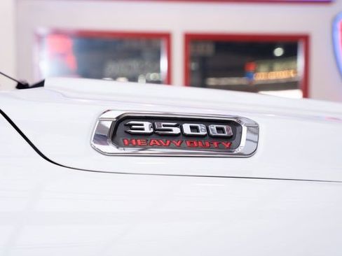 Used 2024 RAM 3500 Big Horn image 29