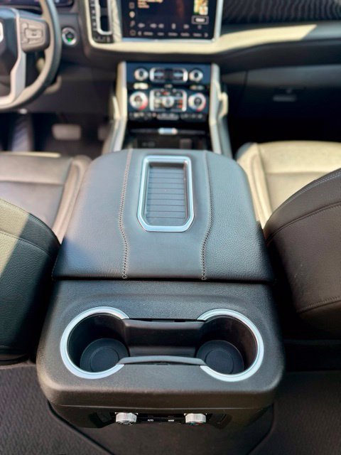 Certified 2024 GMC Yukon XL Denali AWD/4WD image 30