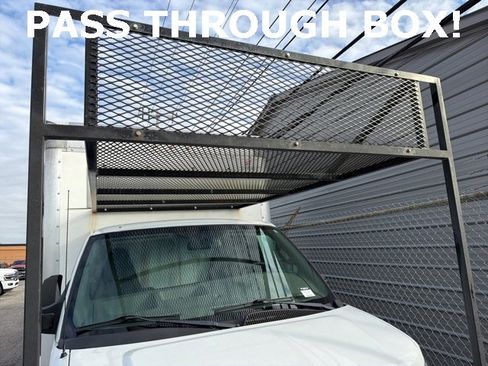 Used 2018 Chevrolet Express 3500 image 38