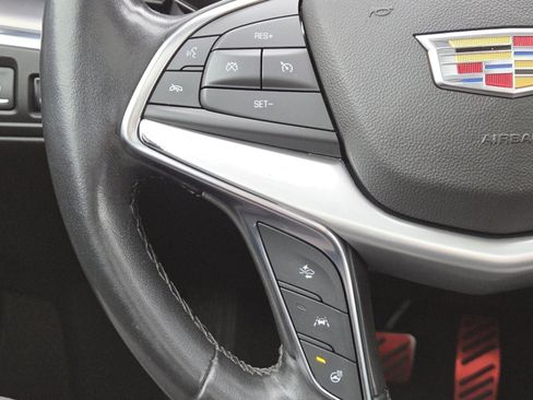 Used 2019 Cadillac XT5 Luxury image 7