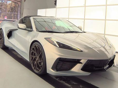 Used 2022 Chevrolet Corvette Stingray Preferred Cpe w/ 2LT image 4