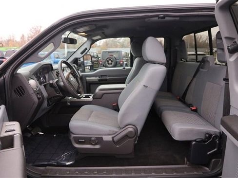 Used 2011 Ford F350 XLT w/ XLT Premium Pkg image 10