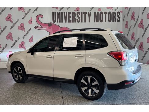Used 2017 Subaru Forester 2.5i w/ Alloy Wheel Package AWD/4WD image 38