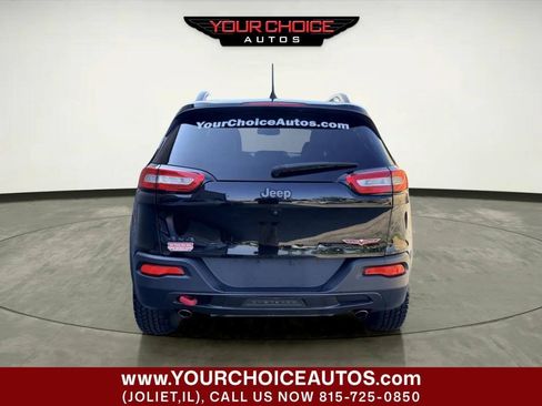 Used 2017 Jeep Cherokee Trailhawk w/ Comfort/Convenience Group AWD/4WD image 4