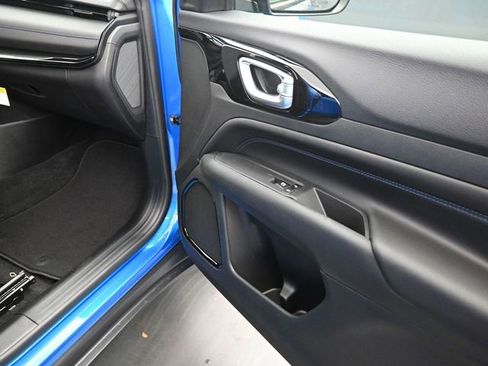 New 2026 Jeep Compass Latitude AWD/4WD image 24