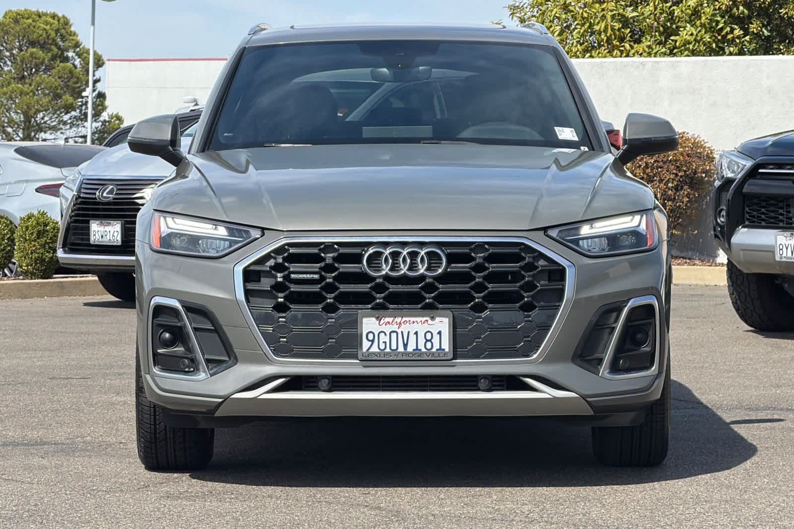 Used 2023 Audi Q5 2.0T Premium w/ Convenience Package AWD/4WD image 10