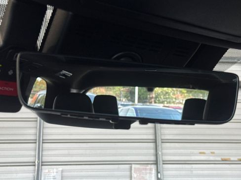 Used 2025 Toyota Grand Highlander AWD Hybrid image 25