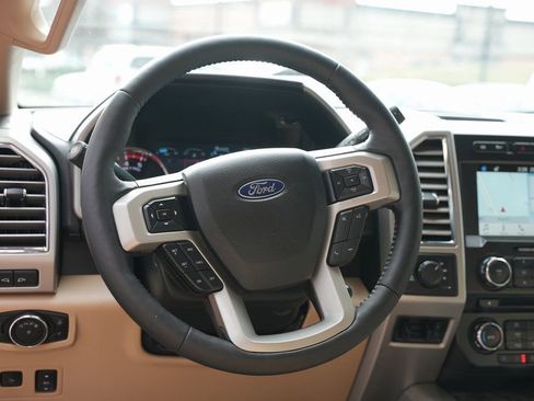 Used 2017 Ford F250 Lariat w/ Lariat Ultimate Package image 34