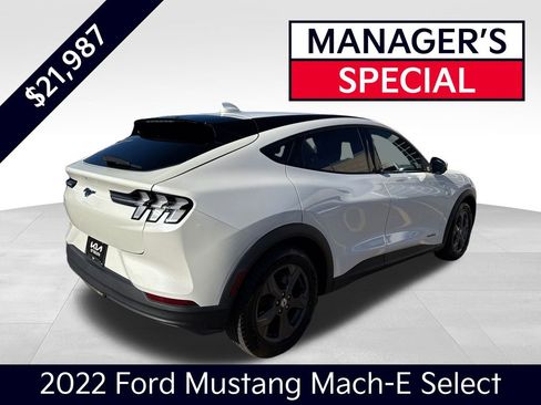Used 2022 Ford Mustang Mach-E Select image 4