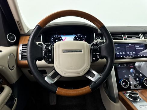 Used 2021 Land Rover Range Rover P525 Westminster Edition LWB image 4