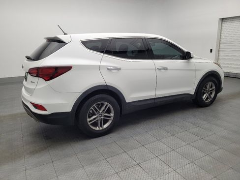 Used 2018 Hyundai Santa Fe Sport image 10