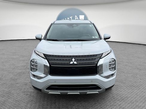 Used 2024 Mitsubishi Outlander SE AWD/4WD image 9