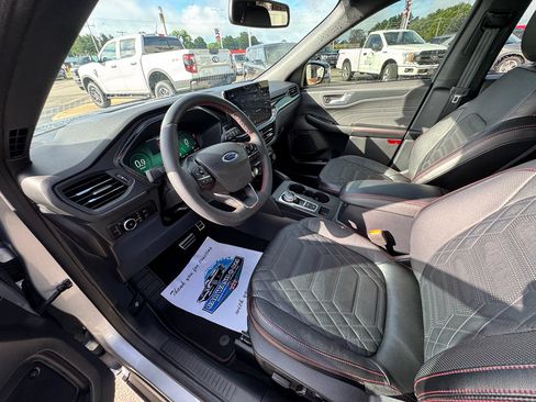 Used 2023 Ford Escape ST-Line Elite w/ Premium Technology Package AWD/4WD image 28