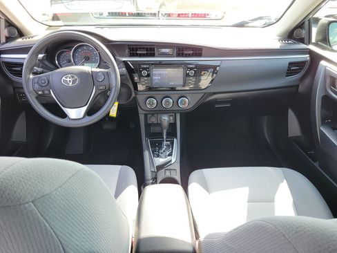 Used 2016 Toyota Corolla L FWD image 15