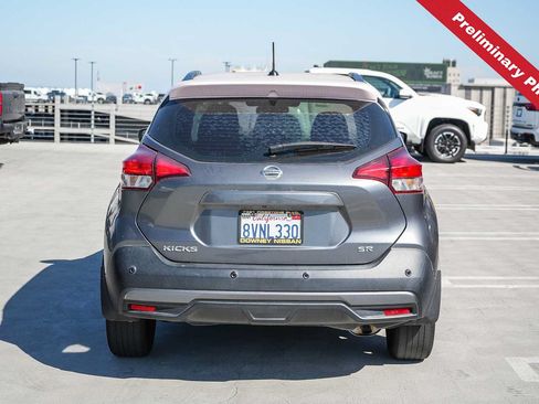Used 2020 Nissan Kicks SR w/ SR Premium Package FWD image 7