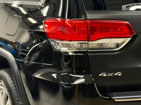 Used 2015 Jeep Grand Cherokee Limited AWD/4WD image 12